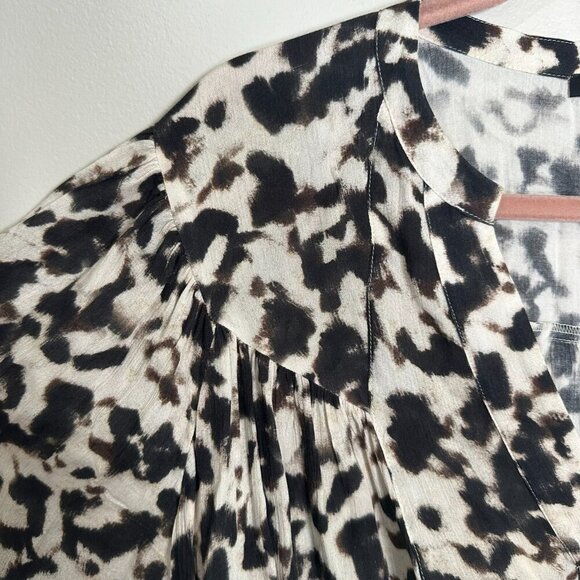 Rails Fable Blurred Cheetah Chiffon V-Neck Top Size XL Blouse Flowy Sleeves - Picture 3 of 12